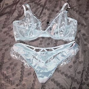 Victoria’s Secret Light Blue Bra/Panty Set Size 38D